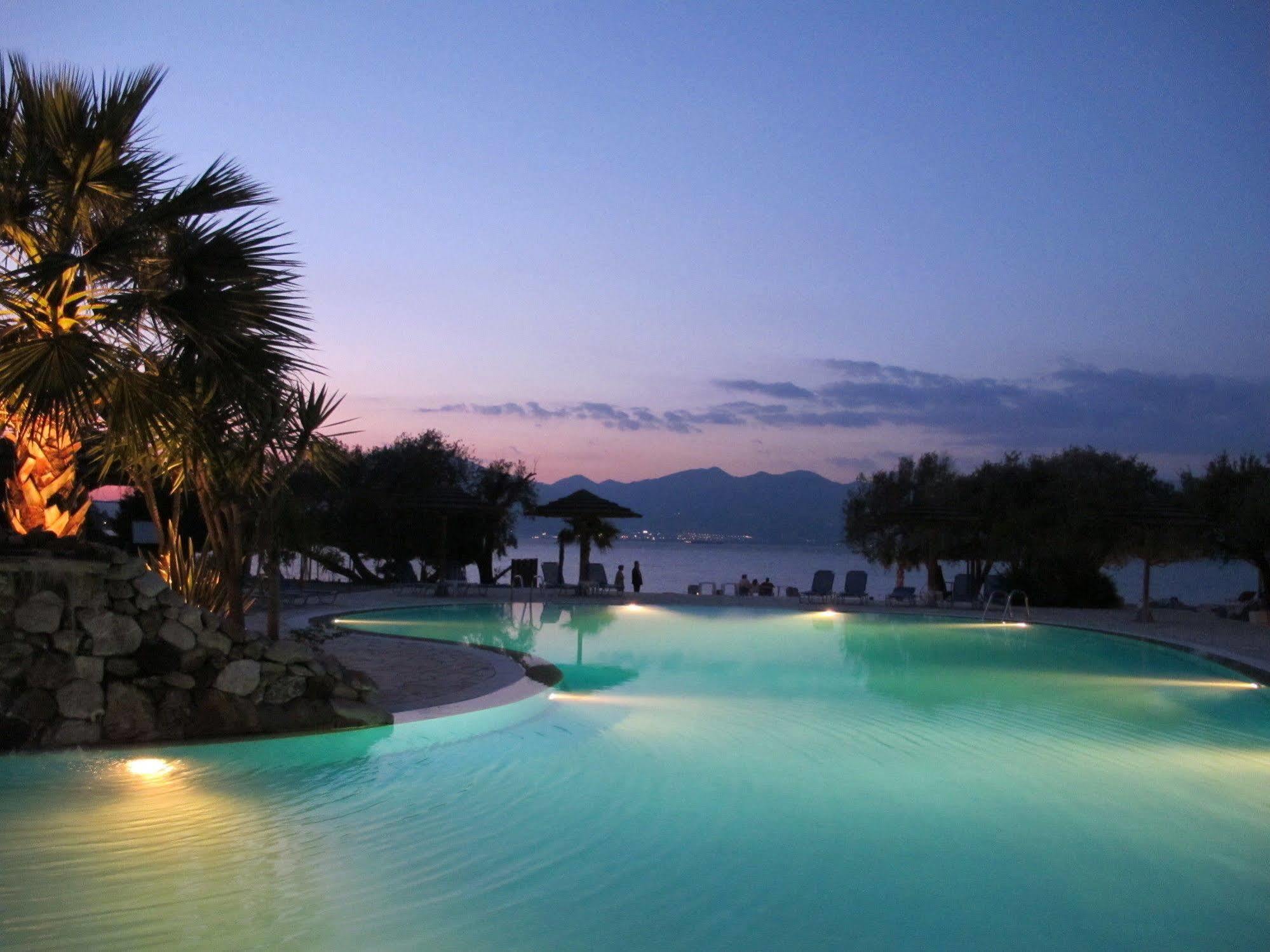 Florida Blue Bay Resort & Spa Pszathópirgosz Kültér fotó